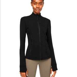 Lululemon Define jacket in black, size 6